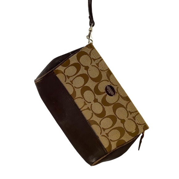 Coach Womens Sig. Khaki Canvas Brown Leather Trim Wristlet